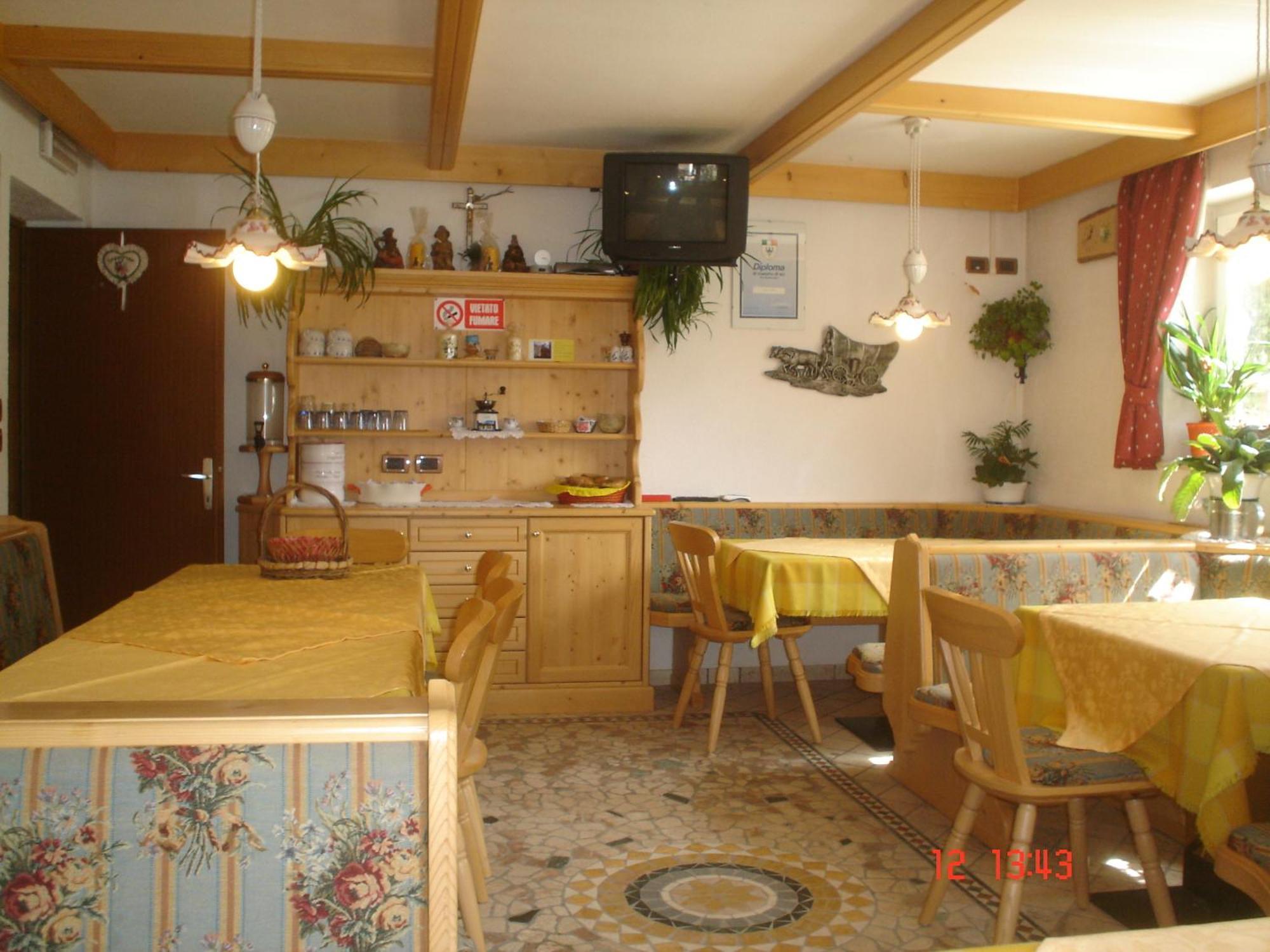 Garni Villa Cecilia Mazzin Bagian luar foto